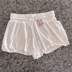 Halara off White elastic Shorts NWT M